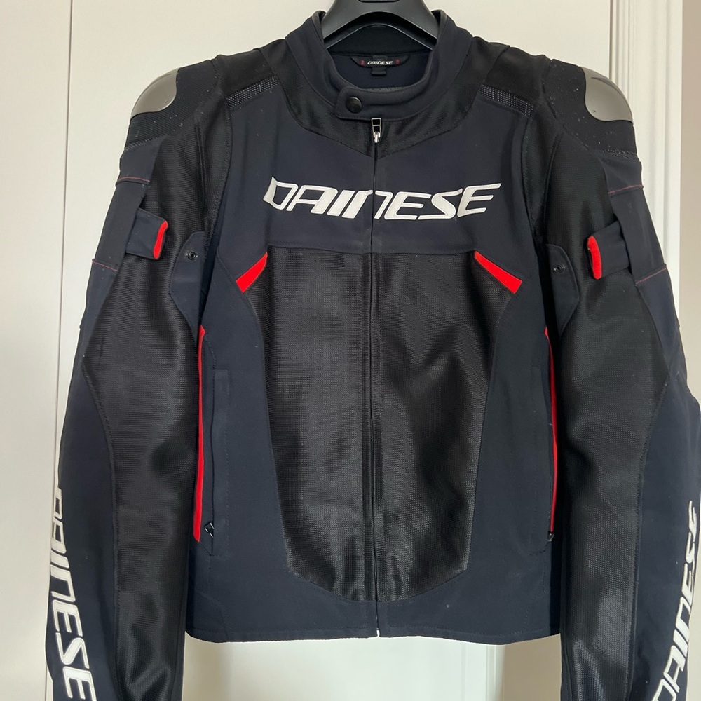 Size Large (52) Mens Dainese Jacket Steel Shoulder Pads